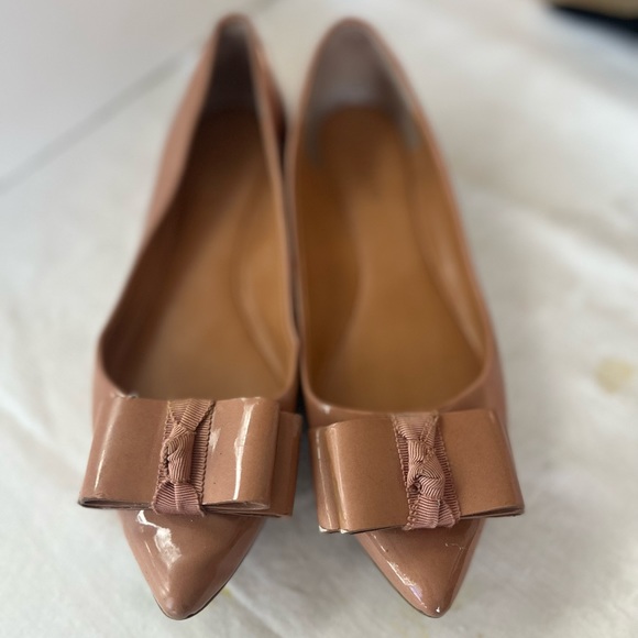 J CREW Women’s Nude EMERY Bow Flats Pointed Toe Patent Leather 7